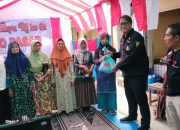Semangat Kemerdekaan, Bolone Mase Blitar Bagikan 50 Paket Sembako untuk Janda Kurang Mampu
