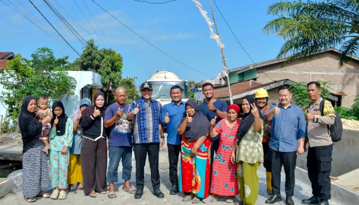 Wabup Sergai Tinjau Pembangunan Jalan Rigid Beton Sei Rampah–Pematang Ganjang