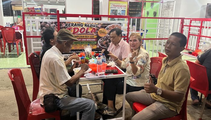 Ketua SMSI Sumut Puji Kerang Rebus Idola Sei Rampah, Sebut Kuliner UMKM yang Layak Dikembangkan