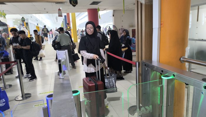 Wajah Jadi Kunci Boarding Kereta, 295.934 Pelanggan Manfaatkan Face Recognition di Stasiun Medan