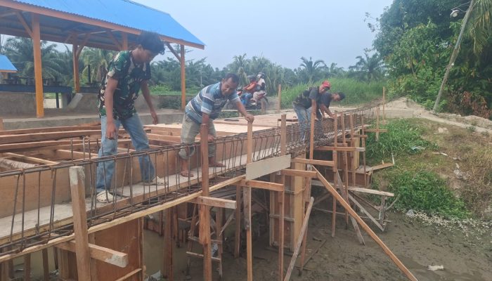Pembangunan Jembatan Cor Beton di Pondok Bungur Asahan Capai 55 Persen