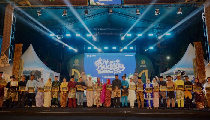 Buka Pekan Budaya Medan 2026, Rico Waas Main Gendang Melayu Deli dan Ajak Masyarakat Rawat Warisan Leluhur