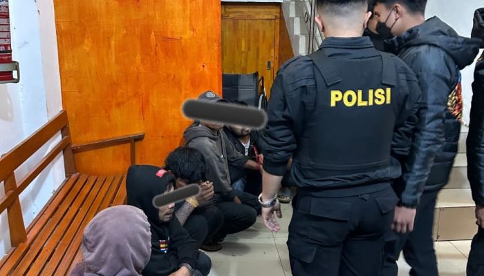 Polres Karo Gerebek Lokasi Diduga Sarang Narkoba di Berastagi, Tujuh Orang Positif Sabu