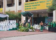 Pimpin Upacara Hari Santri 2026, Rico Waas Ajak Santri Kuasai Teknologi Menuju Indonesia Emas