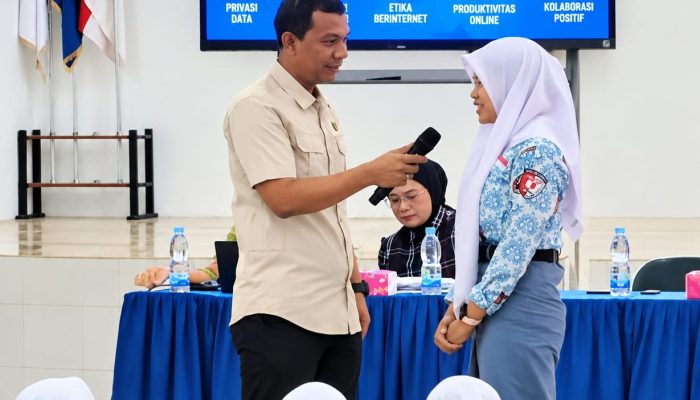 Cegah Kejahatan Siber, Ditressiber Polda Sumut Edukasi Siswa SMAN 8 Medan