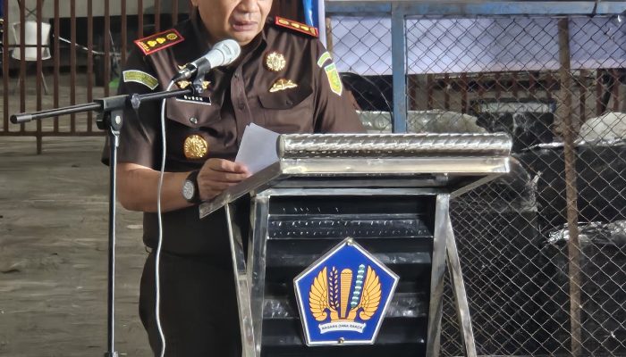 Kejari TBA dan Bea Cukai Musnahkan 156 Balpres serta 213 Ribu Batang Rokok Ilegal