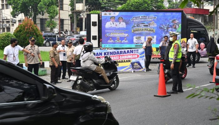 Bapenda Sumut dan Ditlantas Gelar Operasi Sadar Pajak, Pengendara Menunggak Diberi Peringatan